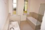 Stilvoll sanierte Altbauwohnung mit modernem Komfort...im Herzen von Schwabing! - Neues Bad