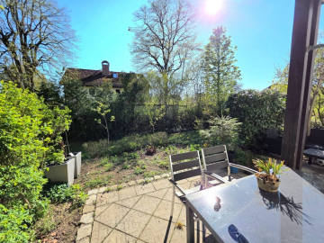 Großzügige Familienwohnung mit Gartenterrasse und 2 Bädern in toller Lage…, 82041 Oberhaching, Erdgeschosswohnung