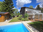 Ruhige Doppelhaushälfte mit Pool *** TOP LAGE Nähe Airbus und Campus - Liebevoll angelegter Garten