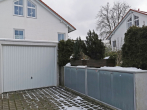 Familienfreundliche Doppelhaushälfte mit großem Garten in ruhiger Lage... - Eigene Garage