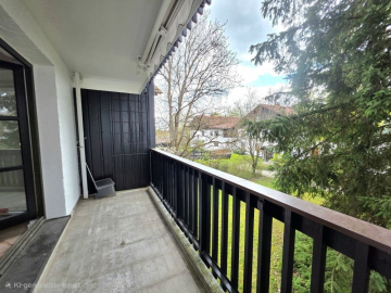 Ruhige Wohnung im Grünen, 82041 Deisenhofen, Etagenwohnung