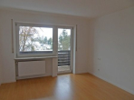 Familienfreundliche Doppelhaushälfte mit großem Garten... - Schlafzimmer mit Balkon