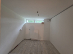 Hausfeeling mit Bergblick und Gartennutzung... - Helles Untergeschosszimmer