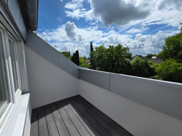 Charmante Dachgeschosswohnung in München, 81247 München, Dachgeschosswohnung