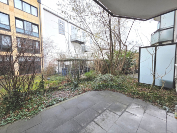 Erstbezug nach Sanierung: Gartenterrassen-Wohnung ruhig und dennoch mitten in Neuhausen, 80636 München, Erdgeschosswohnung