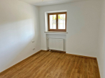 Erstbezug nach Modernisierung...Maisonette-Wohnung direkt an der Weißach - Schlafzimmer