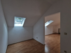 Gemütliche Single-Wohnung im Dachgeschoss... - Schlaf-, Wohnzimmer