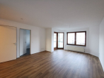 Helle 2-Zimmerwohnung mit schönem Westbalkon... - Wohnzimmer