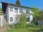 Naturnah und ruhig in Starnberg-Hadorf wohnen.... - Einfamilienhaus mit großem Vorgarten