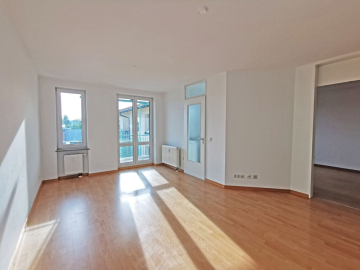 Sonnige Wohnung mit Westbalkon Nähe S-Bahnhof Fasanenpark…., 82008 Unterhaching, Etagenwohnung