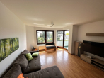 Gemütliche 3-Zimmerwohnung in S-Bahnhofnähe mit Süd-Balkon.... - Helles Wohnzimmer mit Balkon